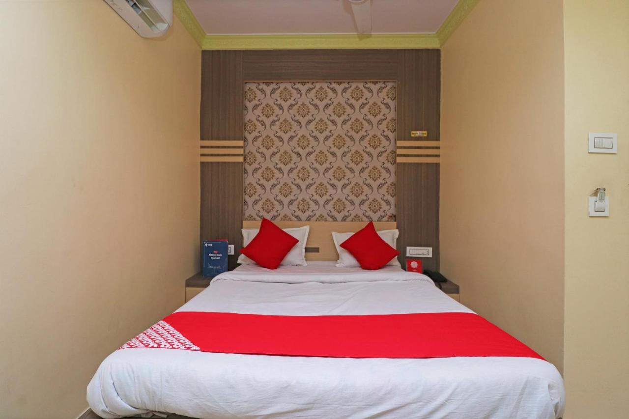 โอโย 30341 โฮเต็ล นิลชล Hotel Krishnanagar ภายนอก รูปภาพ